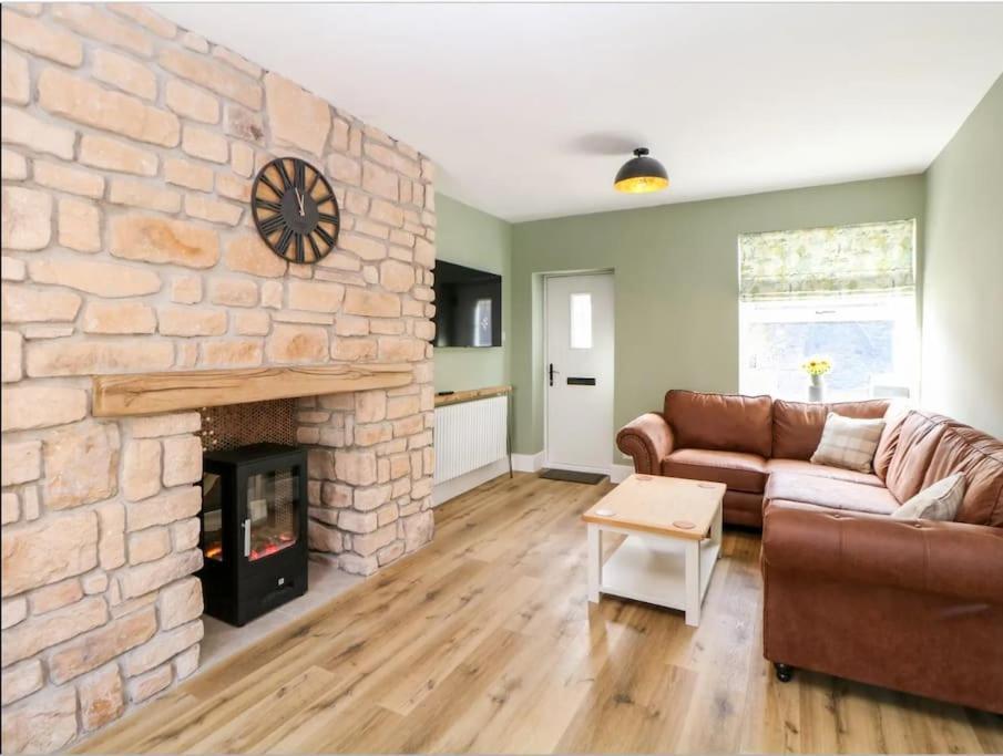 Babbling Brook Cottage Stony Middleton Esterno foto